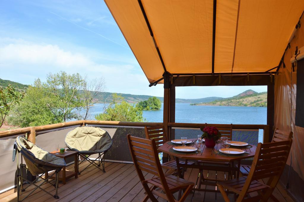 Camping Le Mas De Riri Celles  Exterior foto